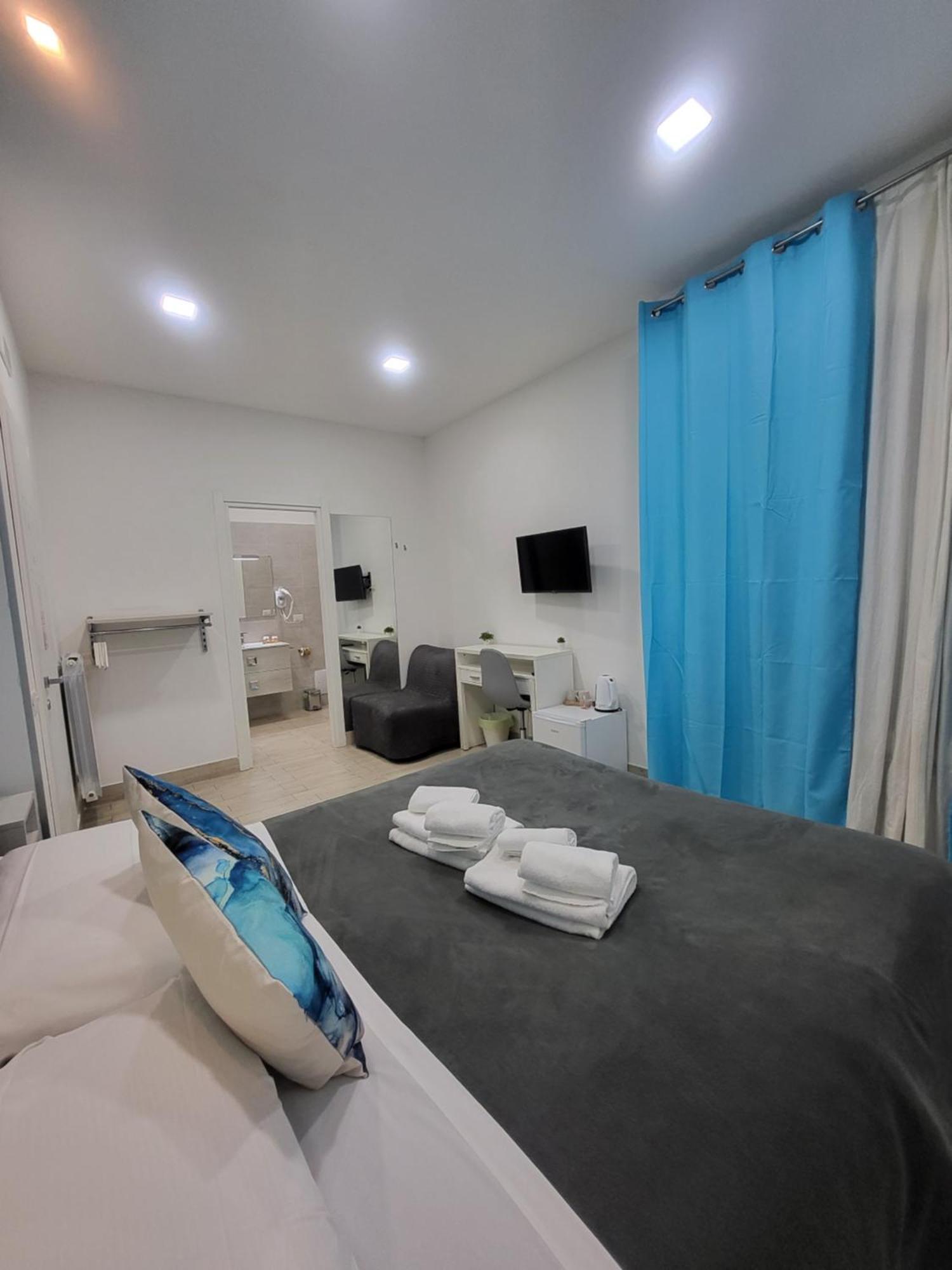 New Era Rooms Nápoly Kültér fotó